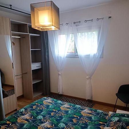 B&B Marianne-Jacky Lemans Montbizot ภายนอก รูปภาพ