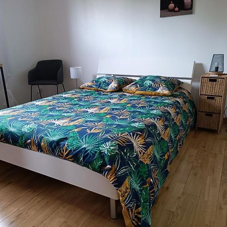 B&B Marianne-Jacky Lemans Montbizot ภายนอก รูปภาพ