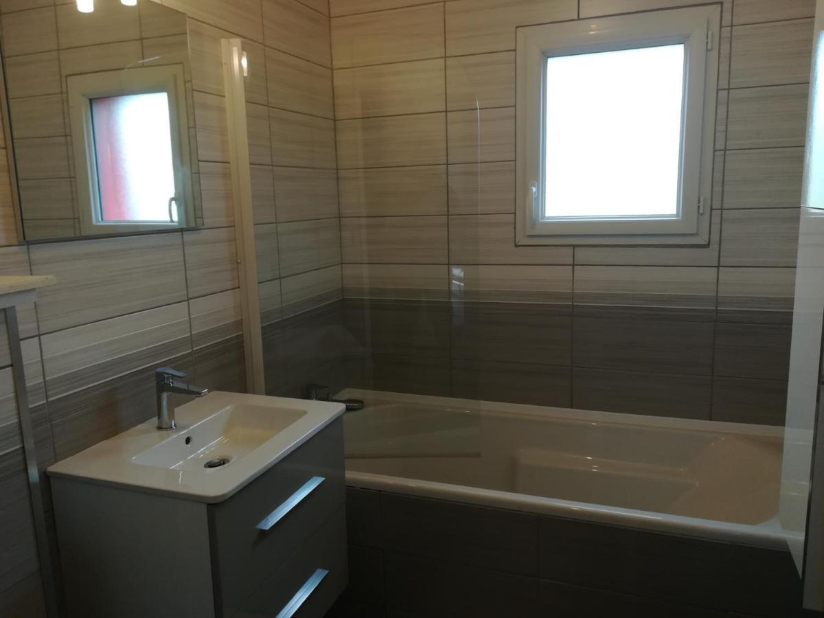 B&B Marianne-Jacky Lemans Montbizot ภายนอก รูปภาพ