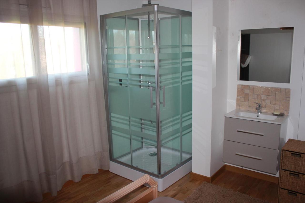 B&B Marianne-Jacky Lemans Montbizot ภายนอก รูปภาพ