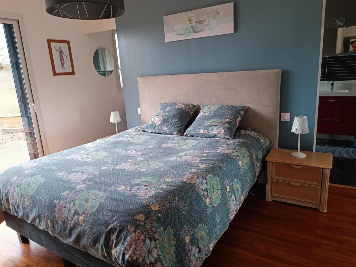 B&B Marianne-Jacky Lemans Montbizot ภายนอก รูปภาพ